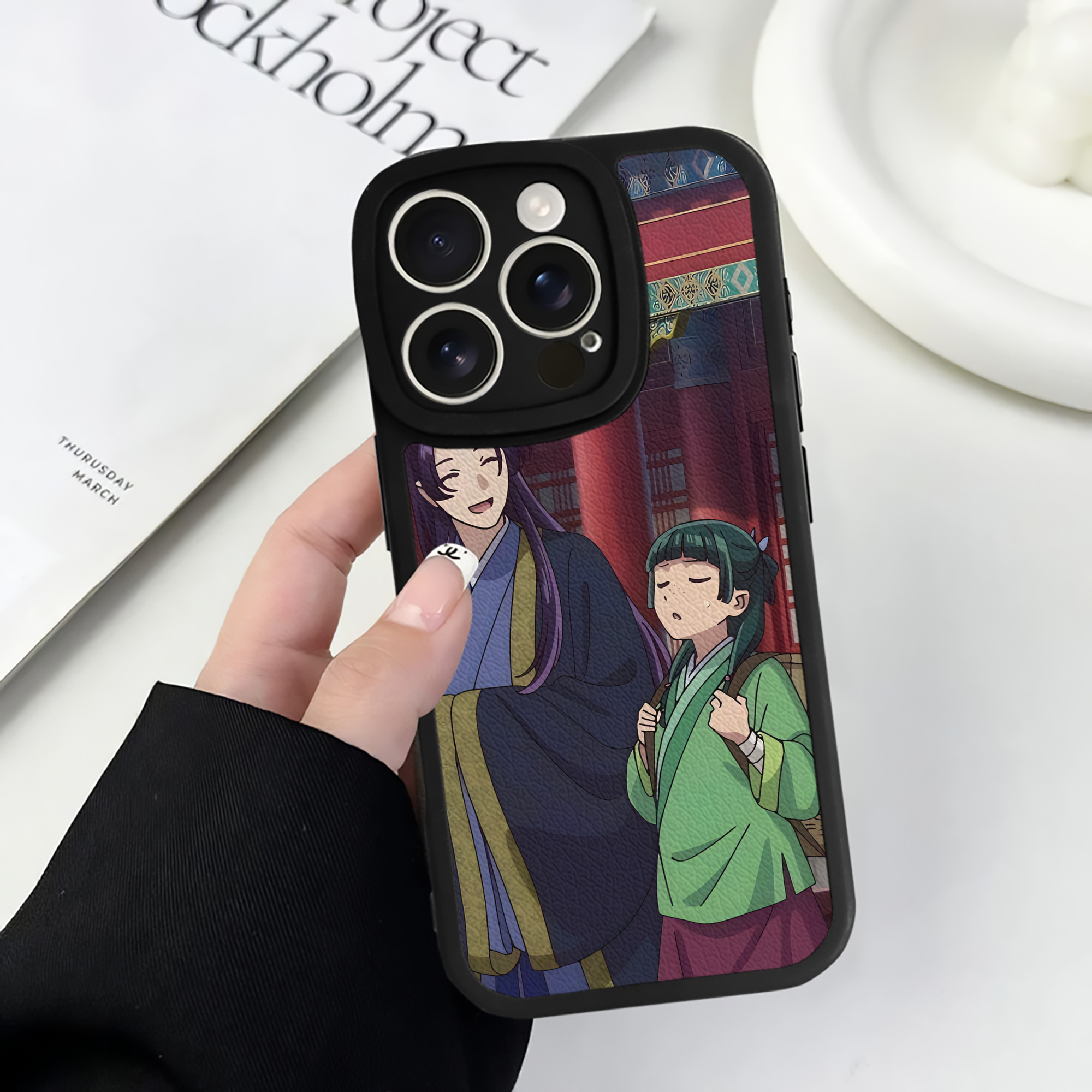薬屋のひとりごと The Apothecary Diaries 【iPhone 16シリーズ対応】シリコンスマホケース（レザー調） 材質：シリコン